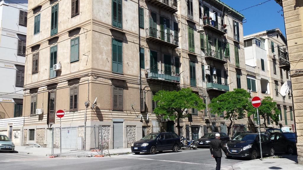 Stazione Marinuzzi Villa Palermo Exterior photo